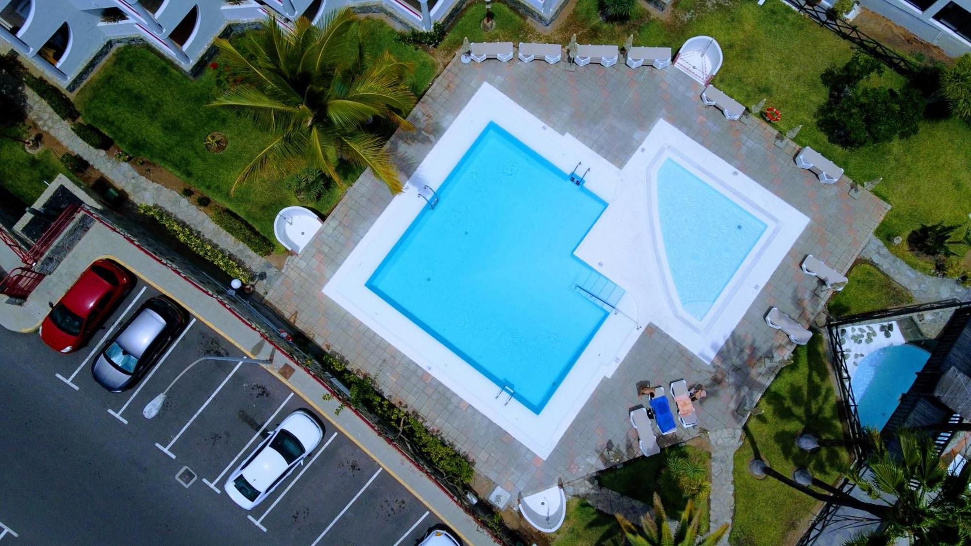 Holidays in Paradise Mogan Bagian luar foto