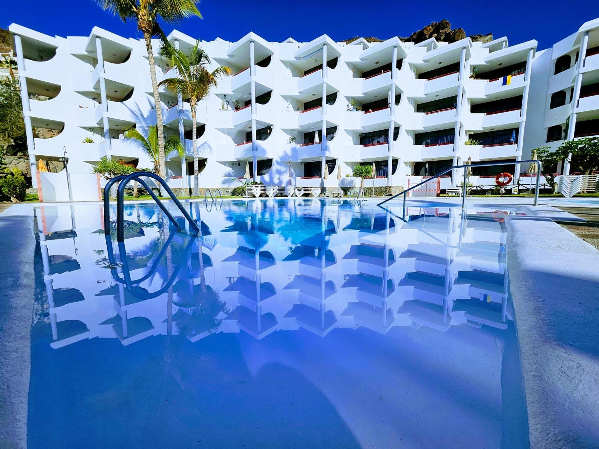 Holidays in Paradise Mogan Bagian luar foto